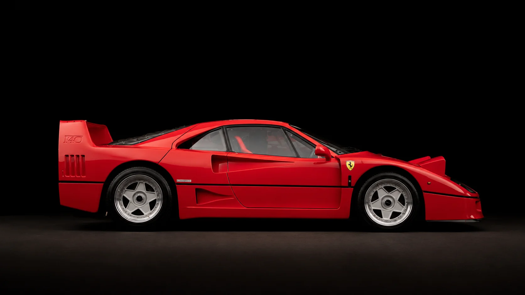 1992 Ferrari F40 — gallery view 10